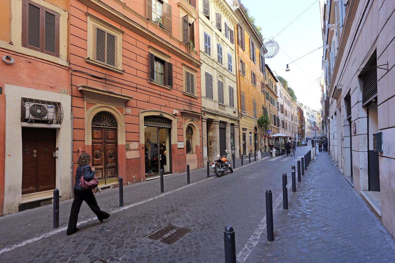 Pied-A-Terre Domusuite Rhome Colosseo Rom Exterior foto