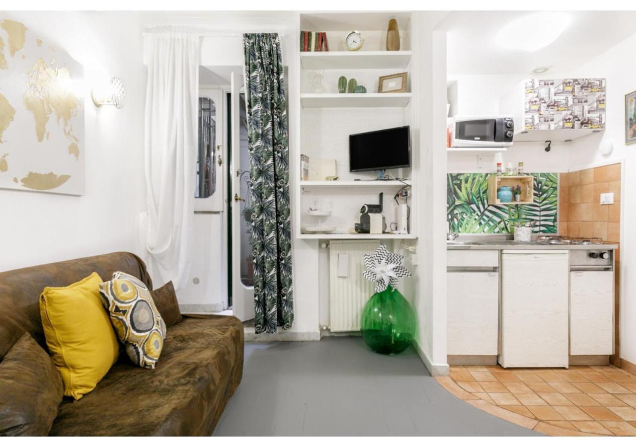 Pied-A-Terre Domusuite Rhome Colosseo Rom Exterior foto